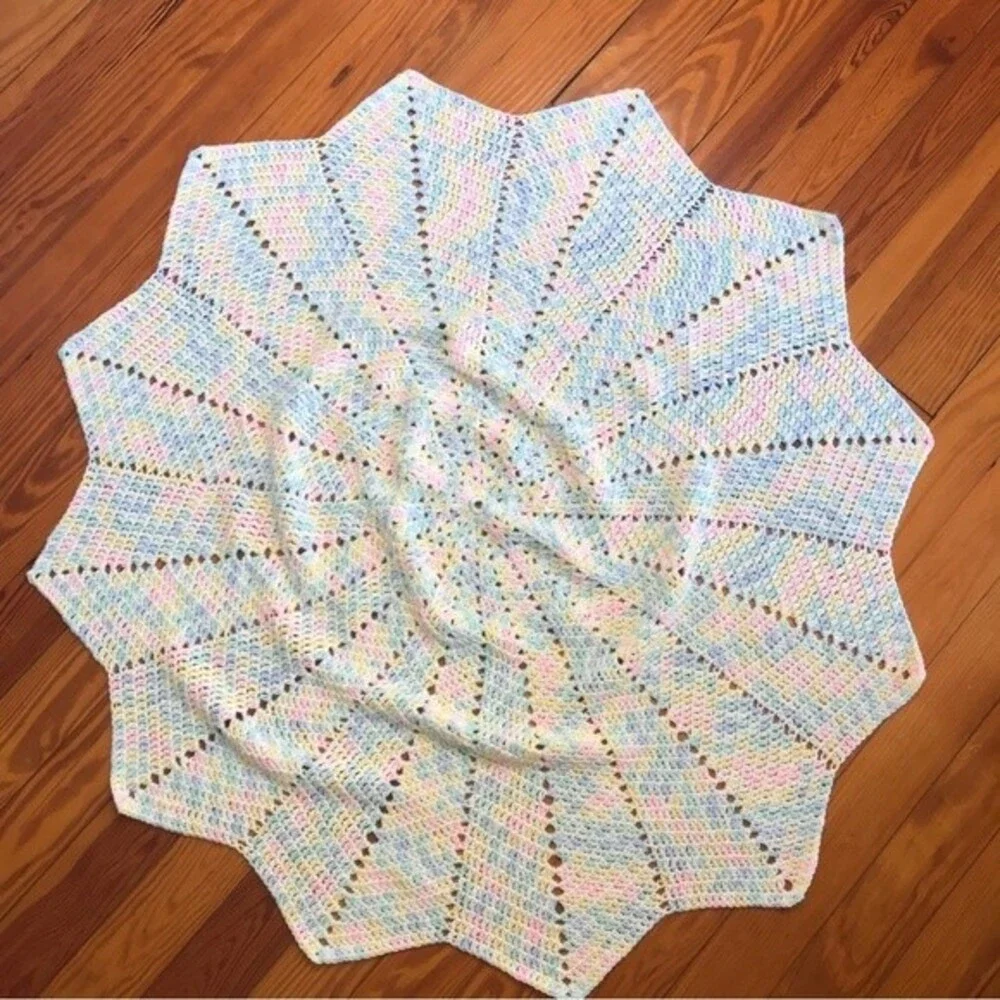 Handmade Crochet Star Shaped Baby Blanket 12 Point Blue Yellow Pink White Pastel